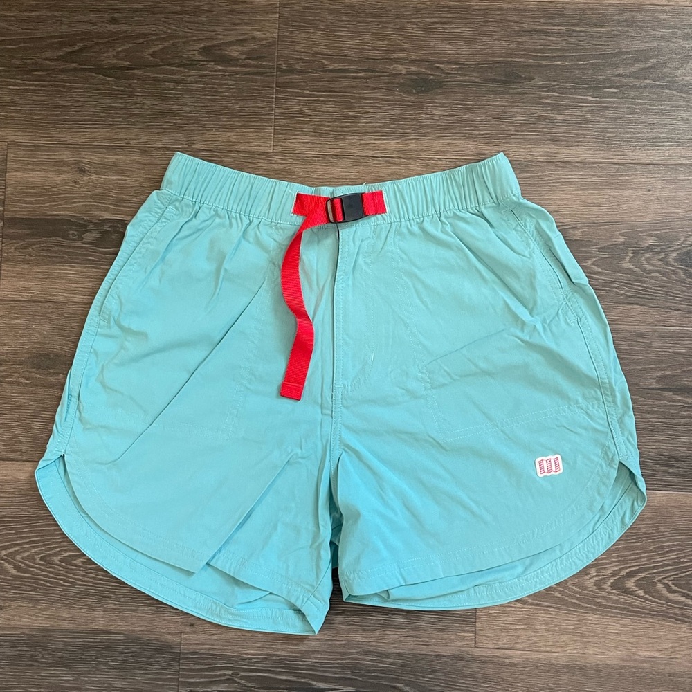 Topo Designs River short